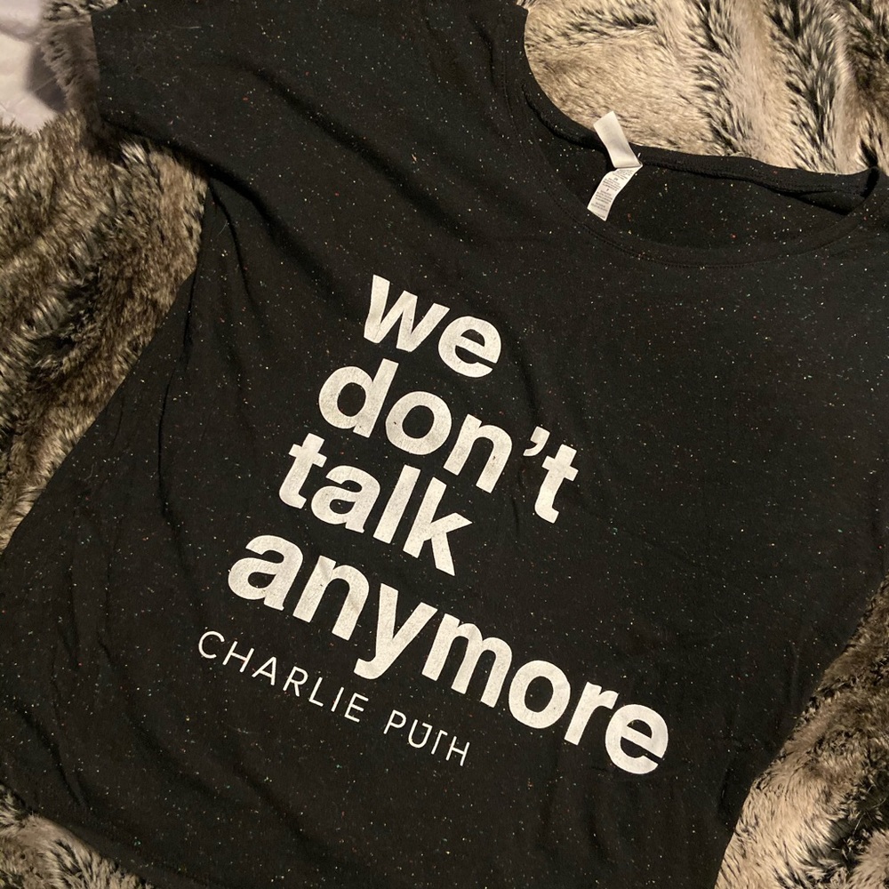 Charlie Puth flowy tee
